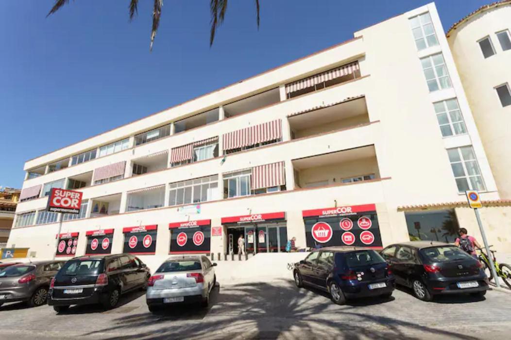 Chic Beachfront Flat With Amazing Sea Views And Private Indoor Parking Benalmádena Zewnętrze zdjęcie